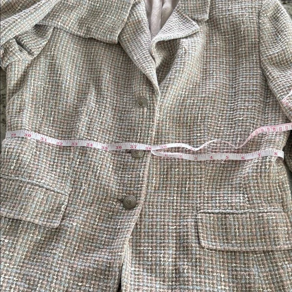 Tahari Light Pink and Green Tweed Blazer - Picture 14 of 14